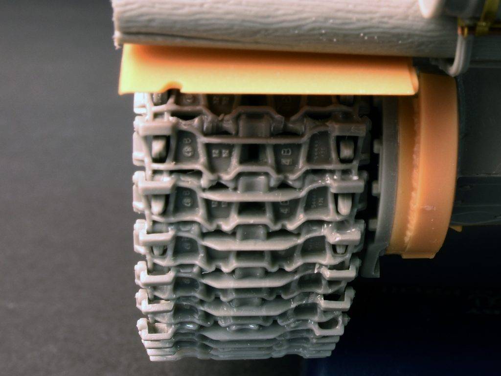 T-54 OMSH INDIVIDUAL TRACK LINKS SET.EARLY TYPE – Image 2