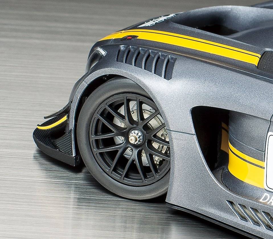 Mercedes AMG GT3 – Image 5