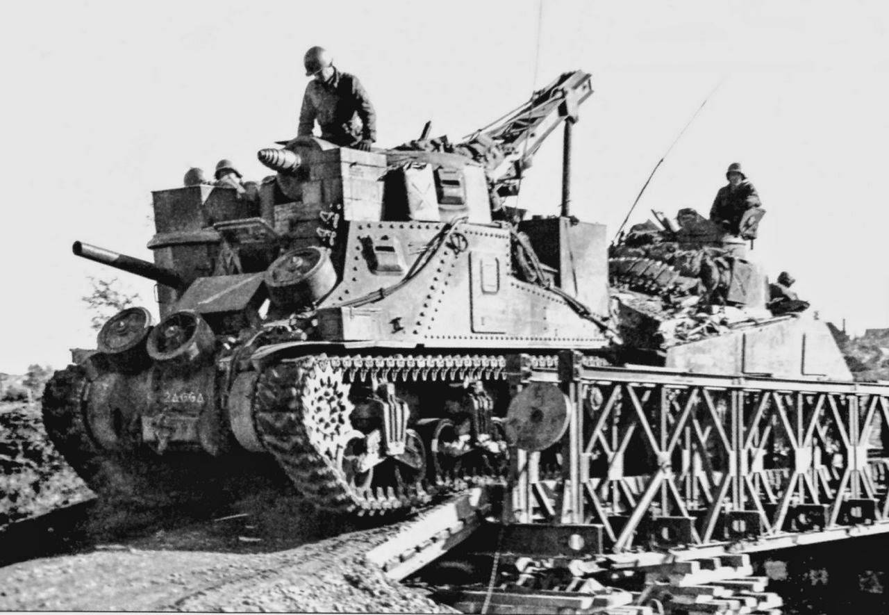 US M31 TANK RECOVERY VEHICULE - 2EME Division Blindée/ 501e RCC - 1944 (avec 1 figurine) – Image 4