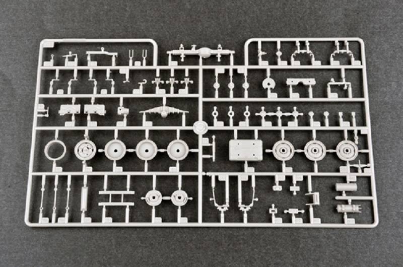 Russian Zil-131V towed PR-11 SA-2 Guideline – Image 14