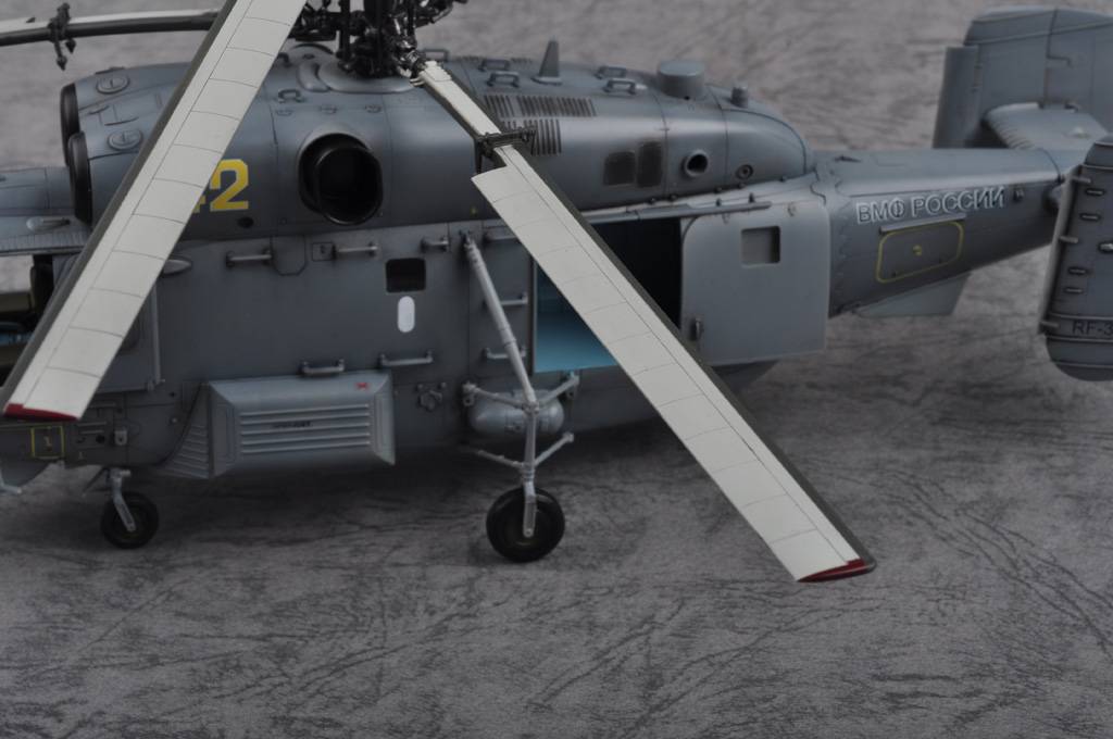 Russian Ka-27 Helix – Image 9