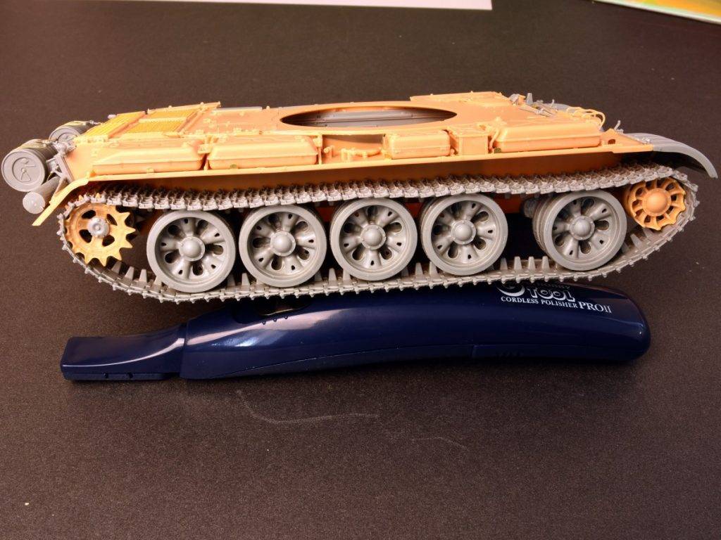 ENSEMBLE DE LIENS DE VOIE INDIVIDUELS T-54,T-55,T-62 OMSh. TYPE TARDIF – Image 9