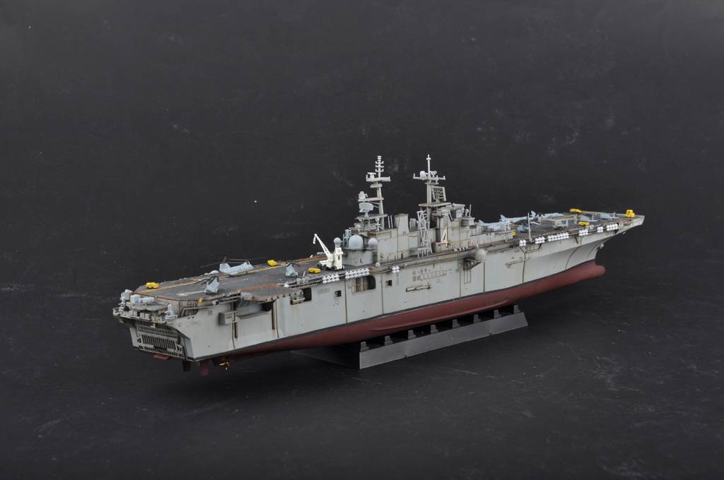 USS Boxer LHD-4 – Image 3