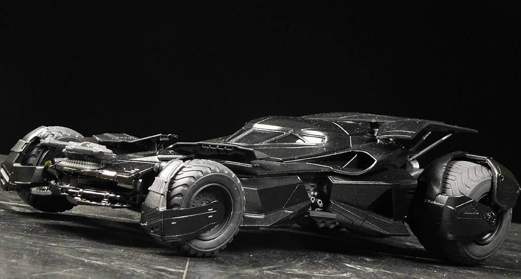 Batmobile Batman vs Superman – Image 5