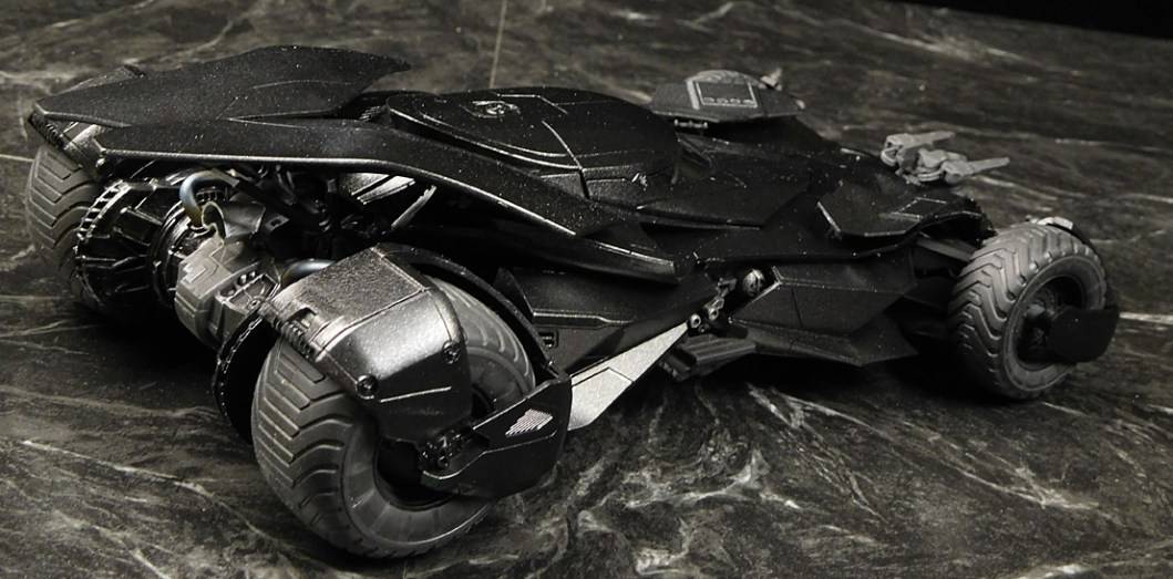 Batmobile Batman vs Superman – Image 10