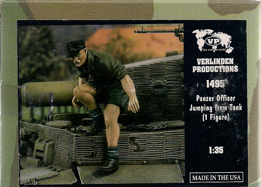 Panzer Officer Jumping from Tank (1 figure)