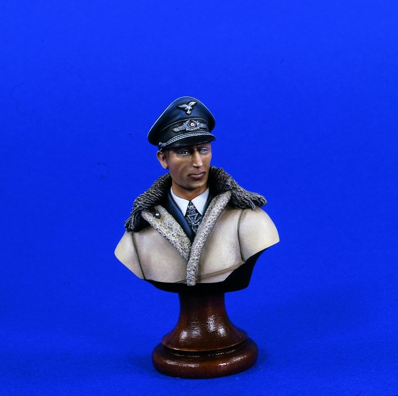 Aces of the Luftwaffe WWII Werner Molders Bust VERLINDEN PRODUCTIONS 1503 200mm buste – Image 2