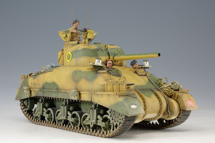 British Army Sherman 2 Direct Vision Type (El Alamein 1942) – Image 2