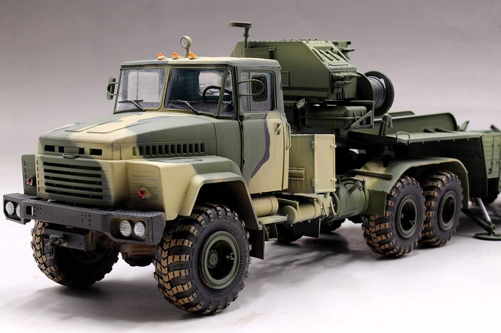 Russian KrAZ-260B Tractor with 5P85TE TEL S-300PMU – Image 5