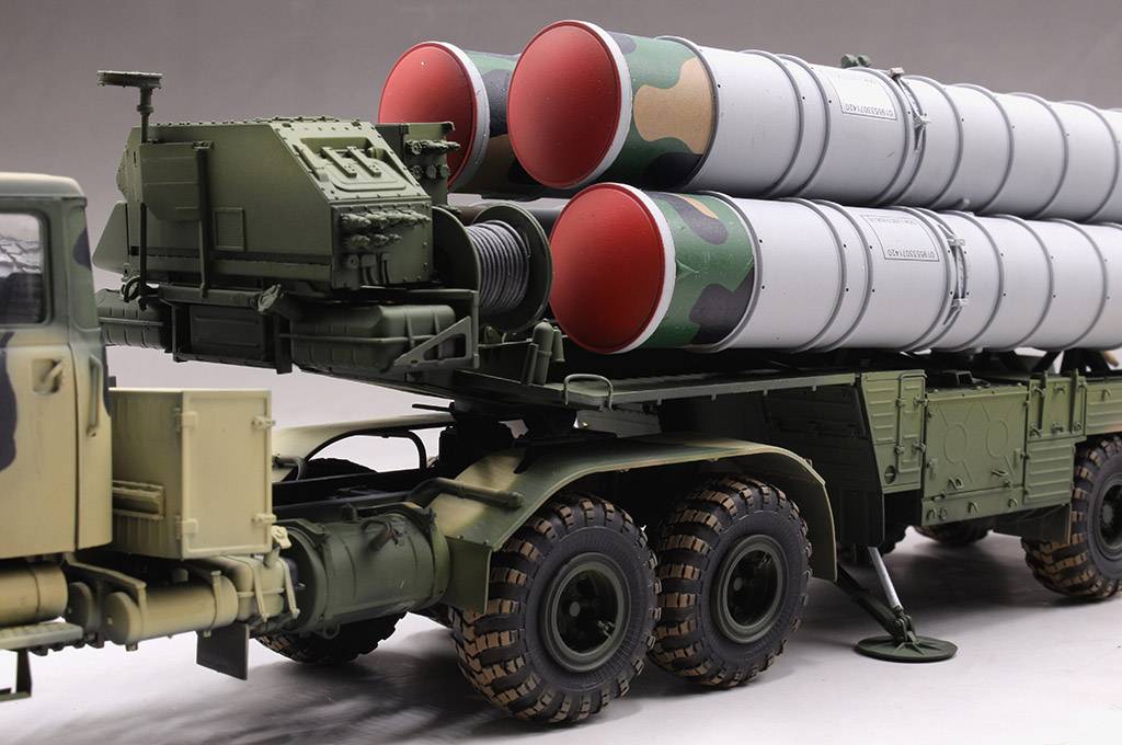 Russian KrAZ-260B Tractor with 5P85TE TEL S-300PMU – Image 6