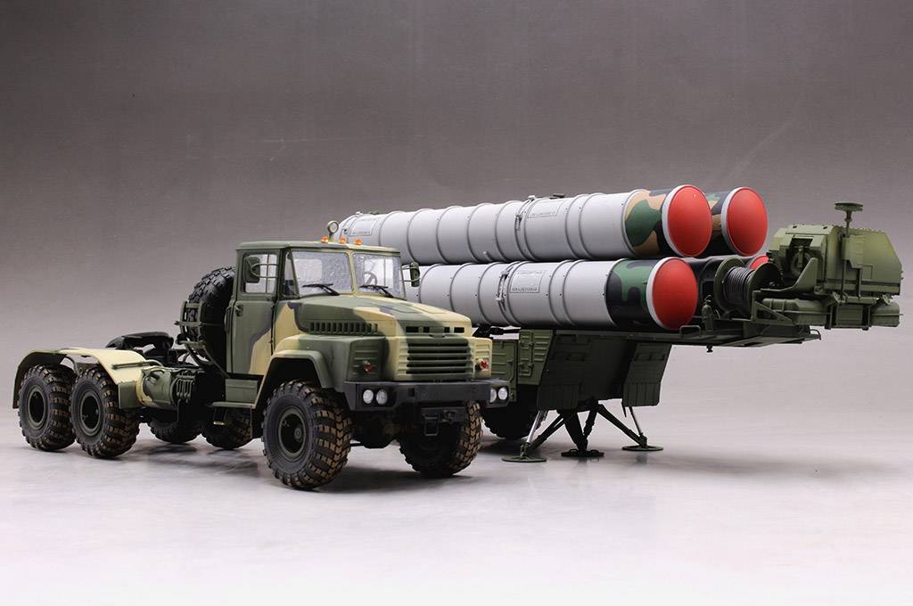Russian KrAZ-260B Tractor with 5P85TE TEL S-300PMU – Image 8