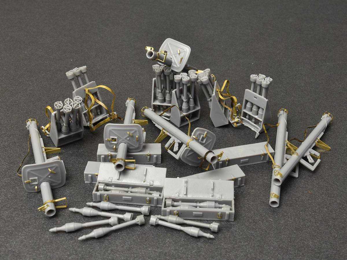 PANZERSCHRECK RPzB.54 & OFENROHR RPzB.43 SET – Image 2