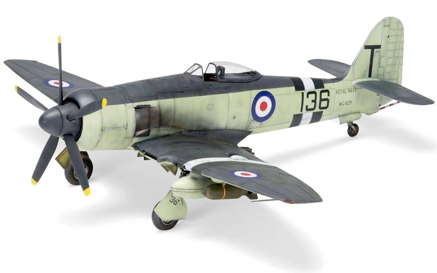 Hawker Sea Fury FB.11 – Image 2