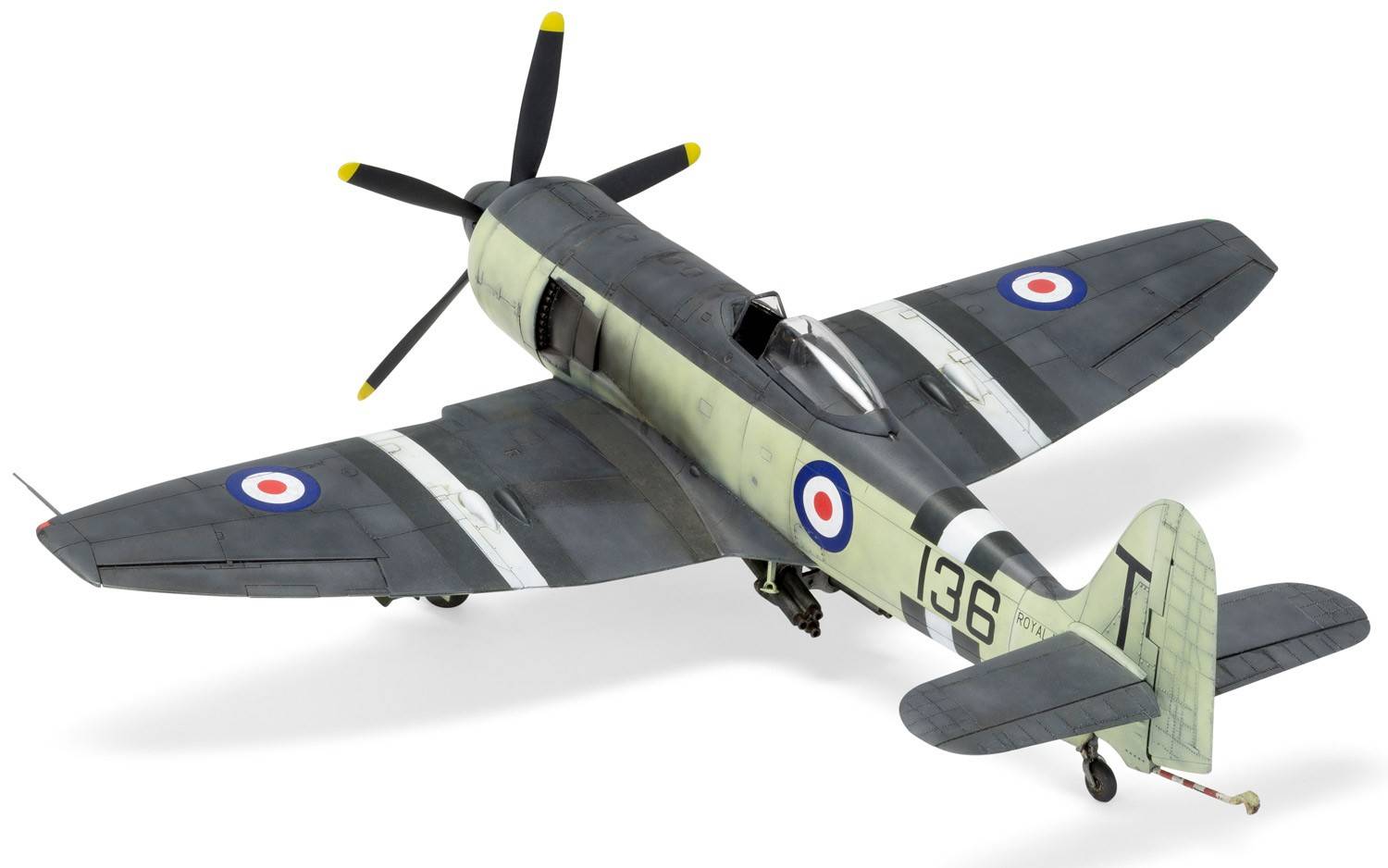 Hawker Sea Fury FB.11 – Image 3