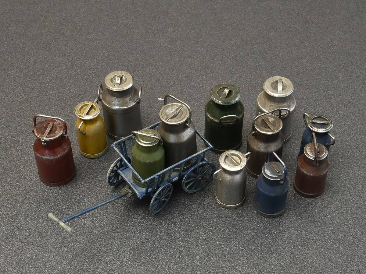 MILK CANS WITH SMALL CART – Image 5