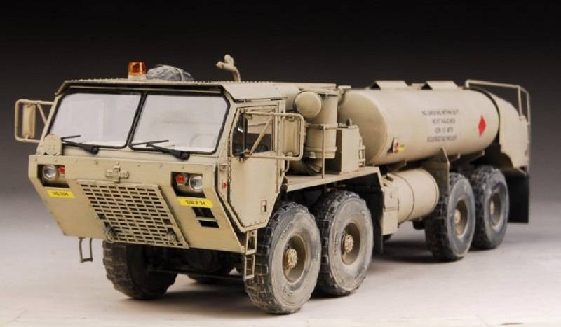 M978 FUEL SERVICING TRUCK – Image 2