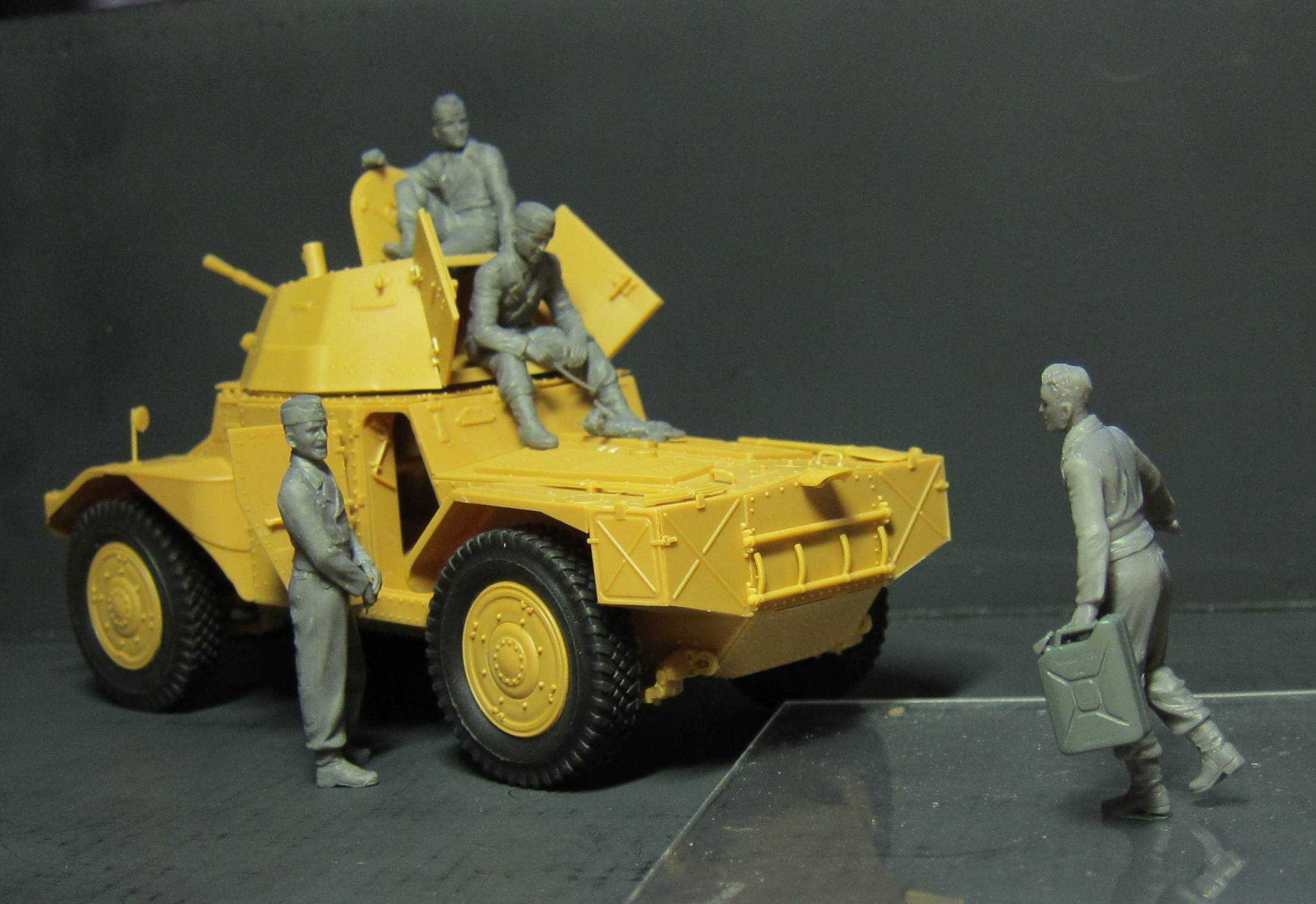 P 204 (f) with German Armoured Vehicle Crew – Image 2