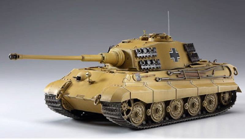 Creator Works Tiger of Rhine: King Tiger (Henschel Turret) – Image 2