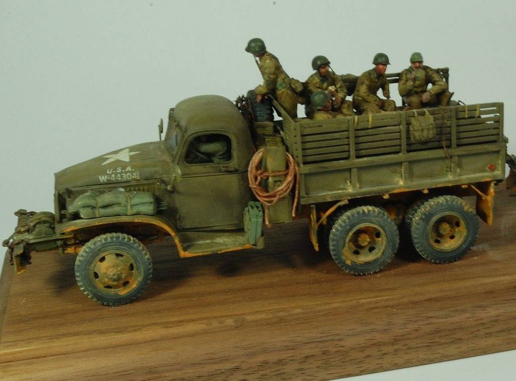 US GMC CCKW-352 Wood Cargo Truck – Image 4