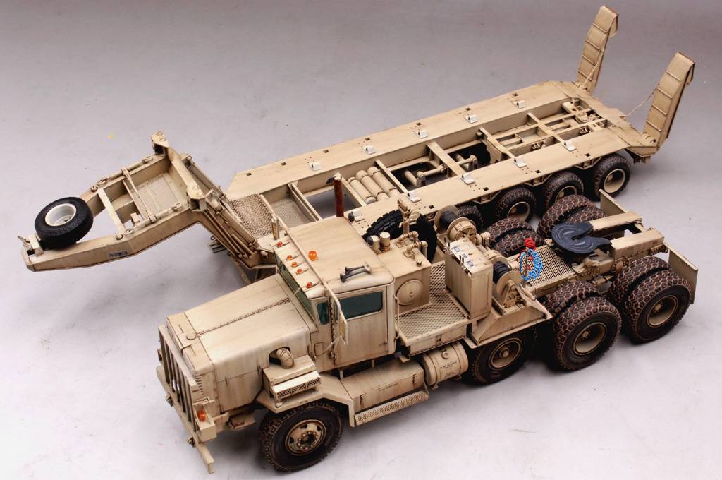 M911 C-HET w/m747 Heavy Equipment Semi-Trailer – Image 5