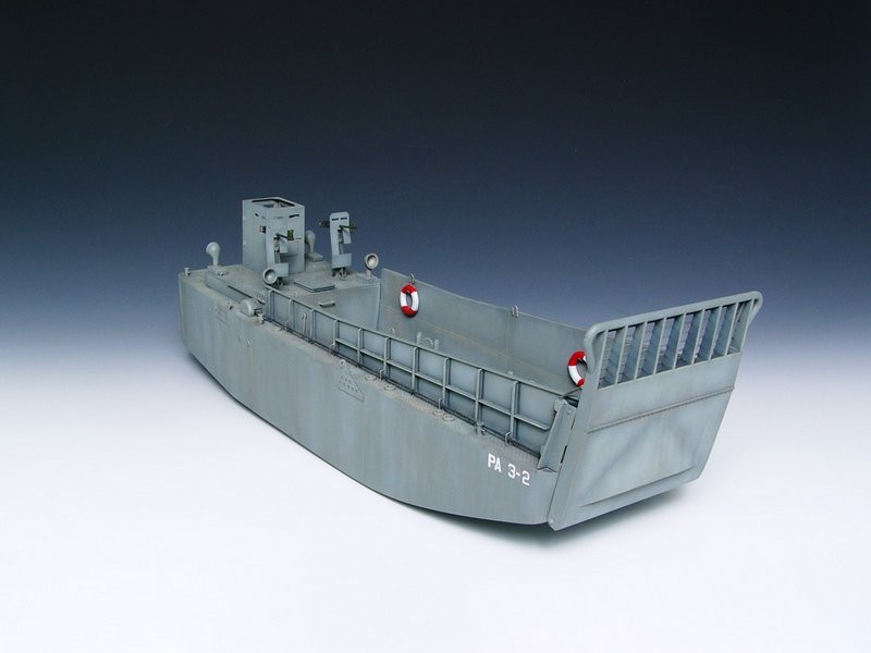 LCM MK III NAVY LANDING CRAFT – Image 5