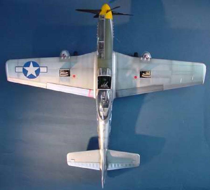 North American P-51D Mustang IV – Image 2
