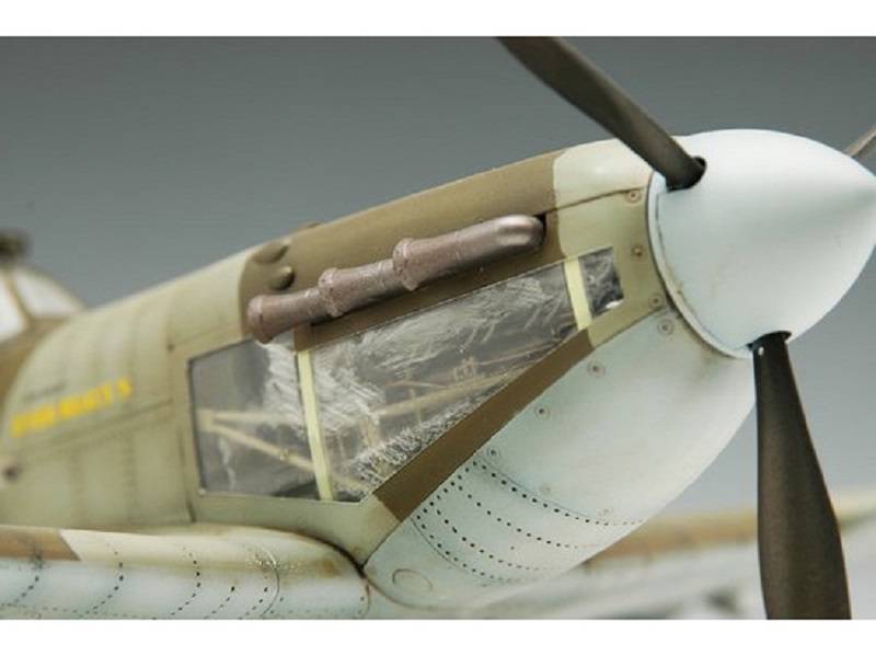 Supermarine spitfire MK.Vb – Image 9