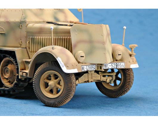 SdKfz 7/1 LATE W/2CM FLAKVIERLING 38 – Image 5
