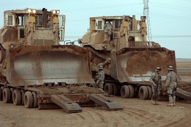 M1070 & M1000 w/D9R U.S. 70 Ton Tank Transporter w/Bulldozer – Image 4