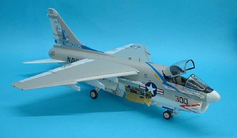 USS A-7E Corsair II – Image 5