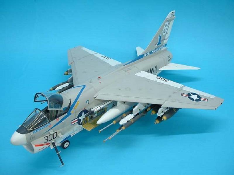 USS A-7E Corsair II – Image 8