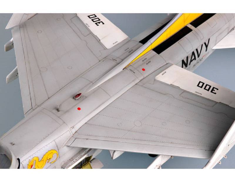 USS A-7E Corsair II – Image 17