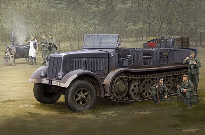 Sd.Kfz.8 (DB9)Half-Track Artillery Tractor – Image 2