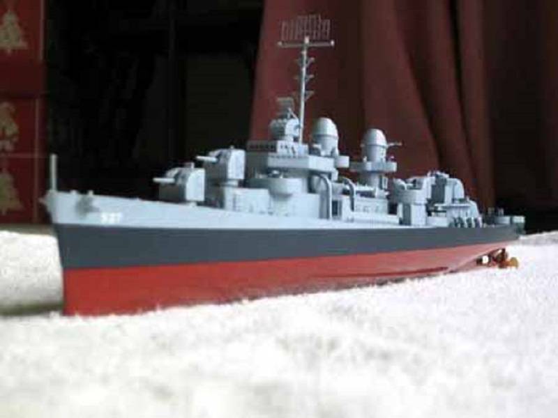 USS THE SULLIVANS DD-537 – Image 4