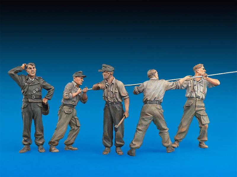 GERMAN TANK CREW AT WORK SPECIAL EDITION – Image 3