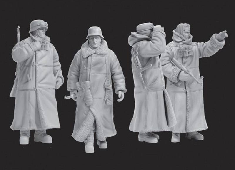 German Infantry In Wachtmantel (Leningrad 1943) – Image 2