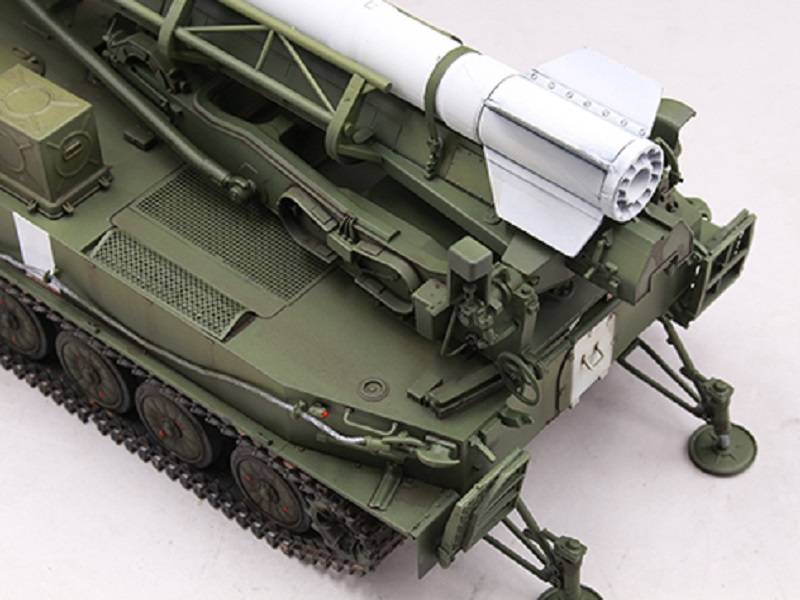 2P16 Launcher with Missile of 2k6 Luna (FROG-5) – Image 8
