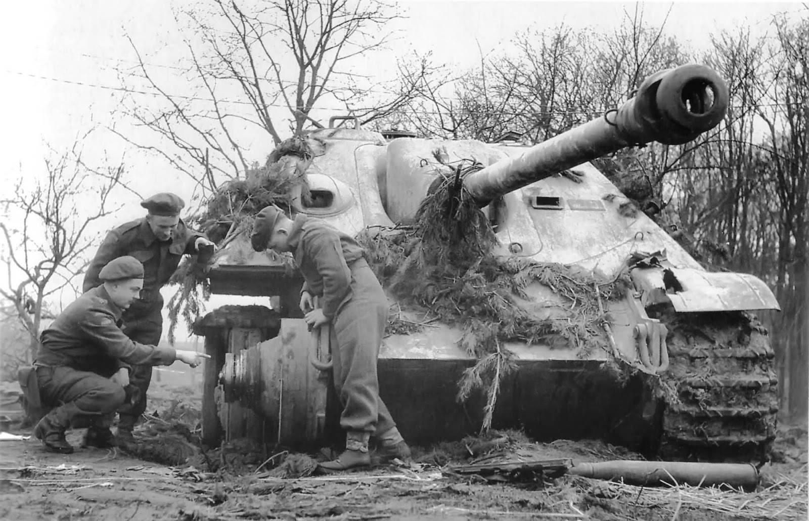 Jagdpanther G2 German Tank Destroyer Sd. Kfz.173 w/full interior – Image 5