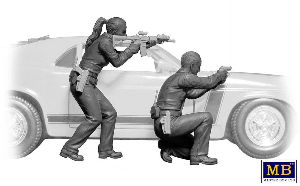 Sgt Jack Melgoza and Patrolman Sally Taylor – Image 3