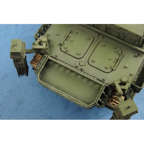 M1132 Stryker Engineer Squad w/SMP-Surface Mine Plow/AMP – Image 12