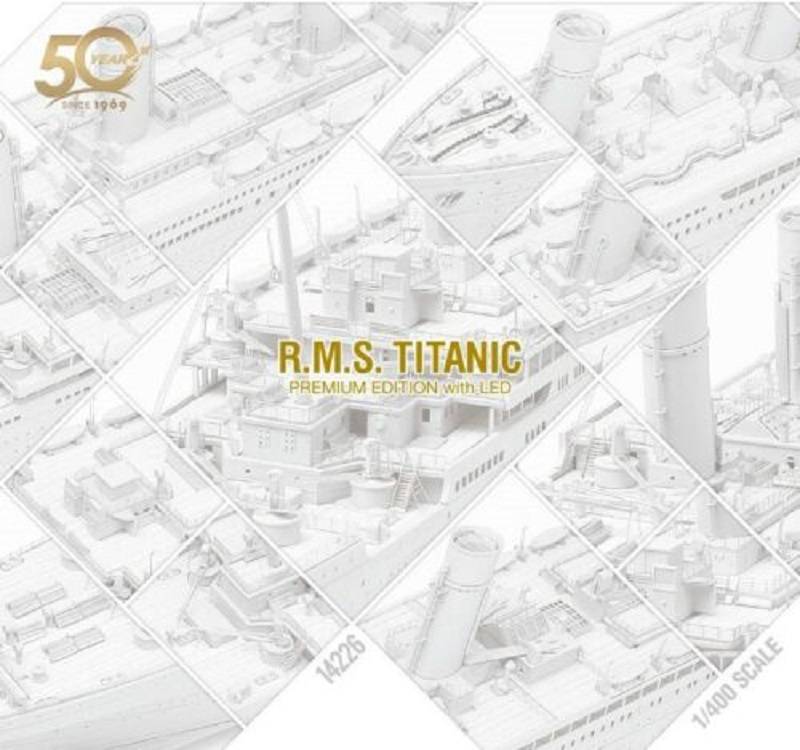 RMS Titanic Premium Edition With LED – Image 3