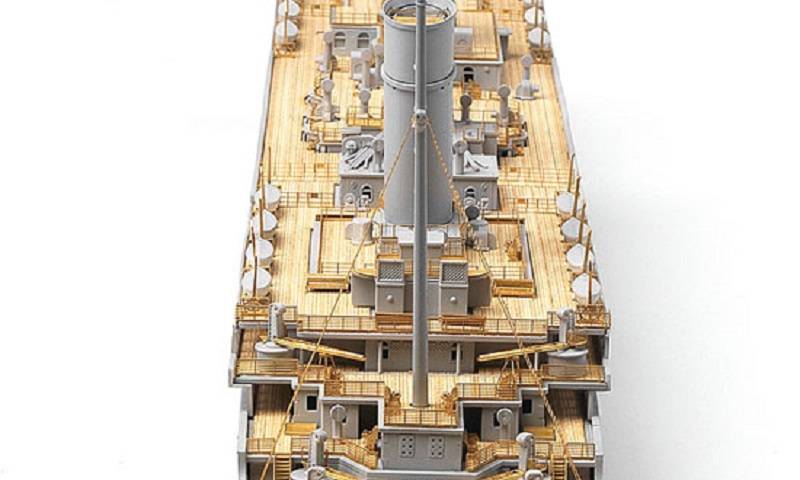 RMS Titanic Premium Edition With LED – Image 11