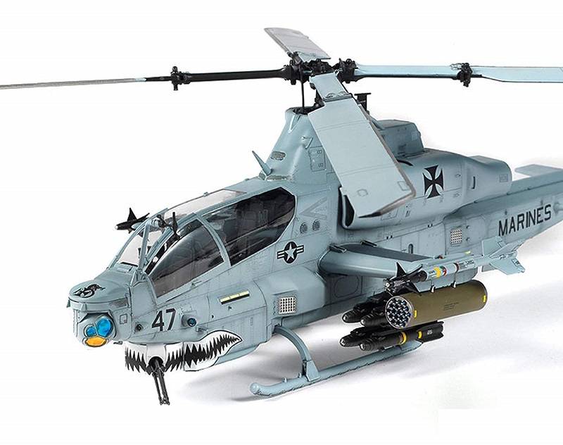 USMC UH-12 Shark Mouth – Image 10