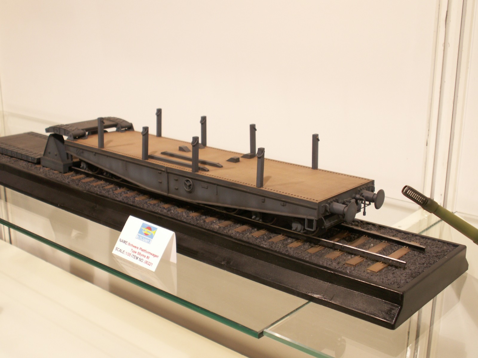 Schwere Plattformwagen Type SSyms 80 – Image 3