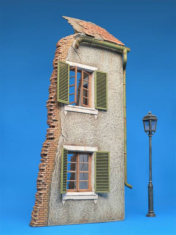 NORMANDY VILLAGE HOUSE – Image 8