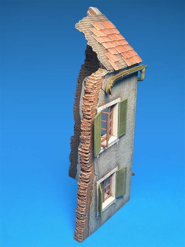 NORMANDY VILLAGE HOUSE – Image 10