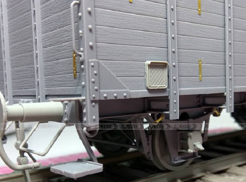 GERMAN RAILWAY COVERED G10 WAGON- RED CROSS Special Edition – Image 5