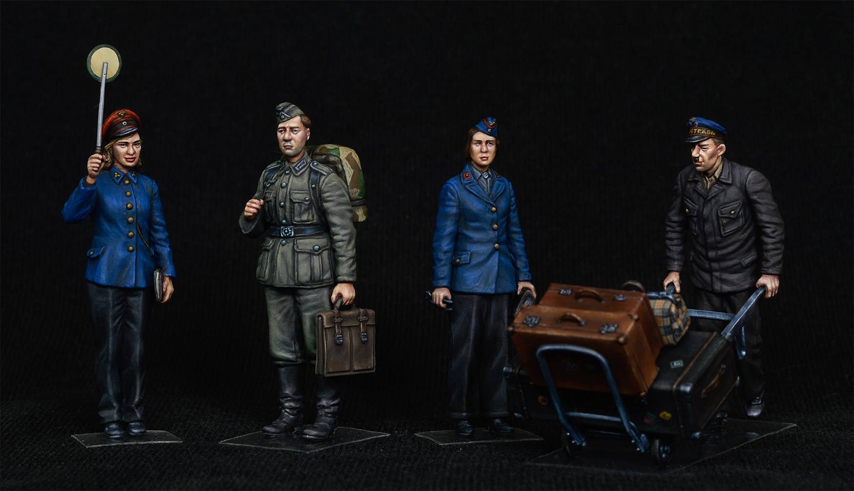 GERMAN TRAIN STATION STAFF – Image 2