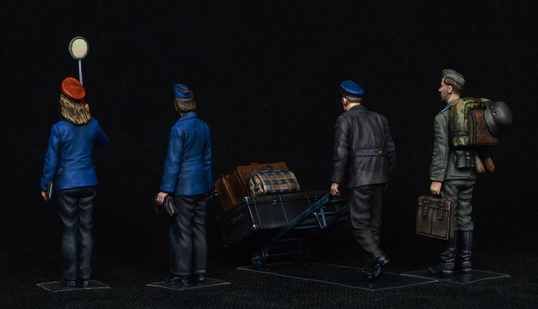GERMAN TRAIN STATION STAFF – Image 4