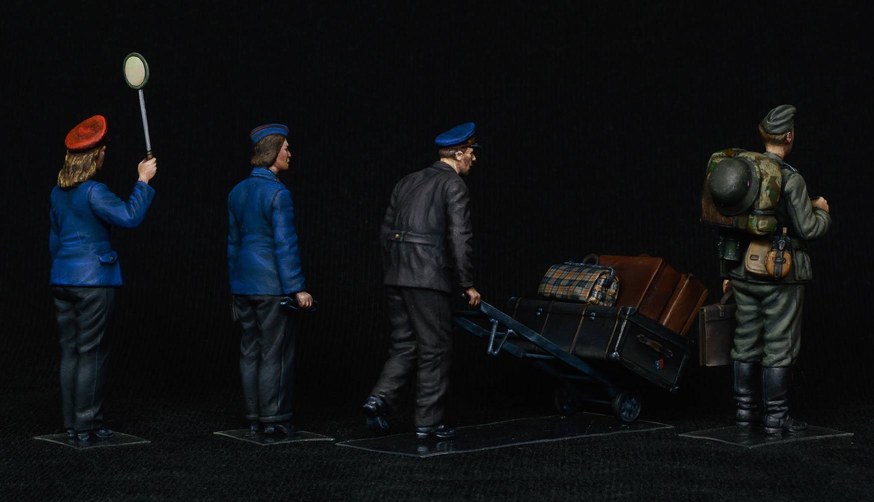 GERMAN TRAIN STATION STAFF – Image 5